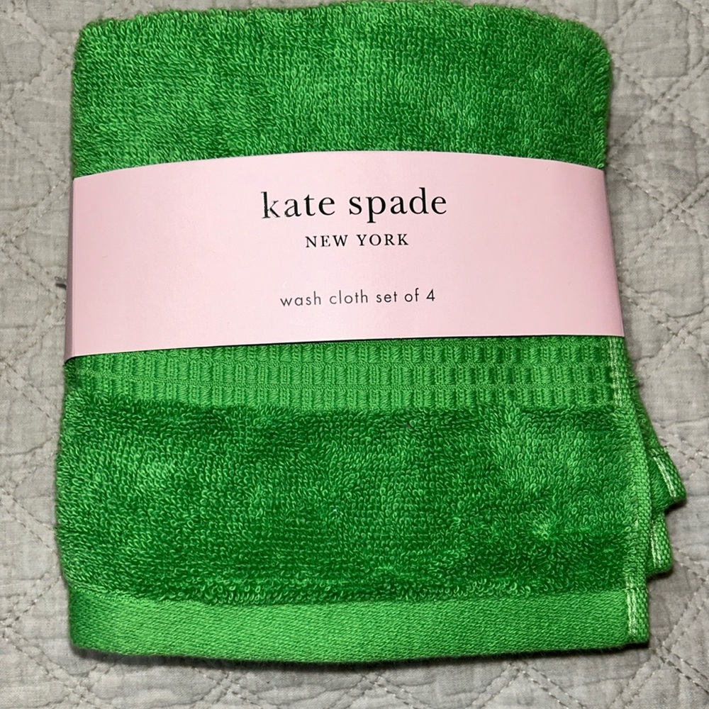 🎁 Package of 4 Kate Spade wash cloths NWT